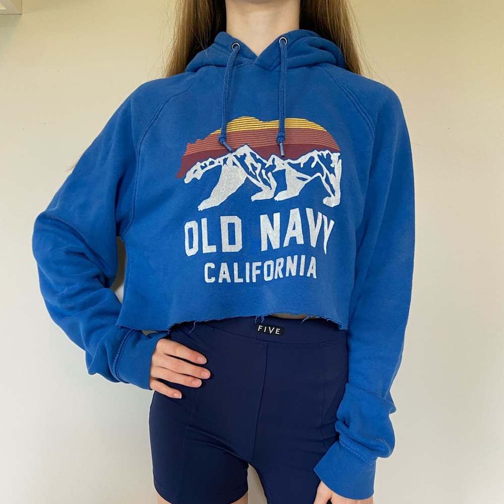 Blue Old Navy cropped hoodie